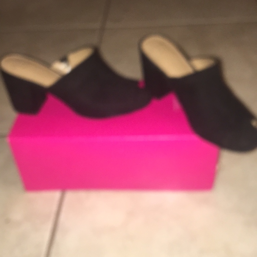 Black Mules